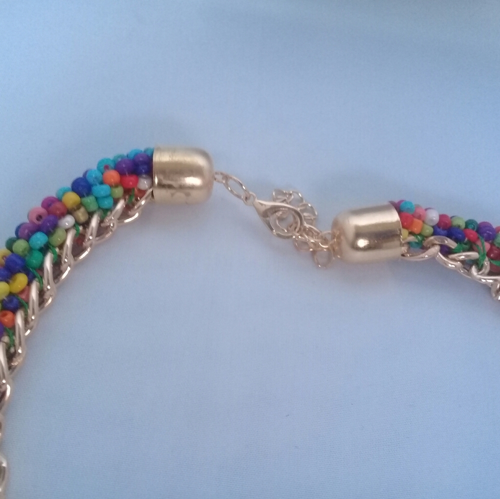 Boho Multi-colored hand beaded necklace - Picture 4 of 4
